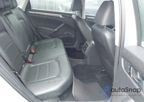 2017 Volkswagen Passat 1.8T Se из США, поврежденный, VIN 1VWGT7A35HC063853